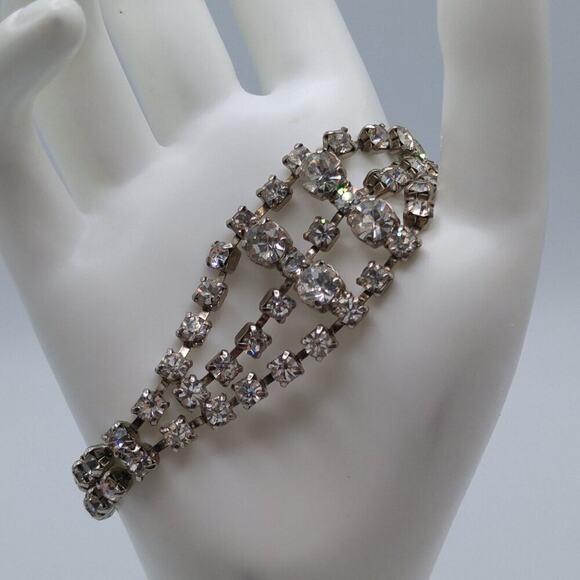 Vintage Clear Rhinestone Wedding Bracelet, Added Screw Lock Magnetic Clasp, 8 In - Picture 5 of 10